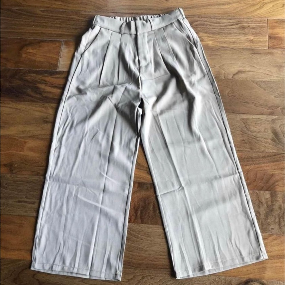 Cropped Effortless Trouser - Beige